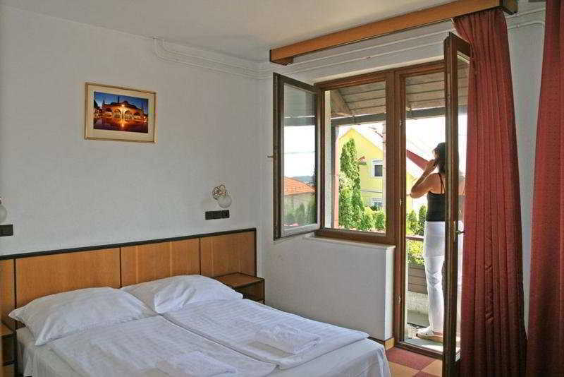 Dominika Apartman Hotel Budapeşte Dış mekan fotoğraf